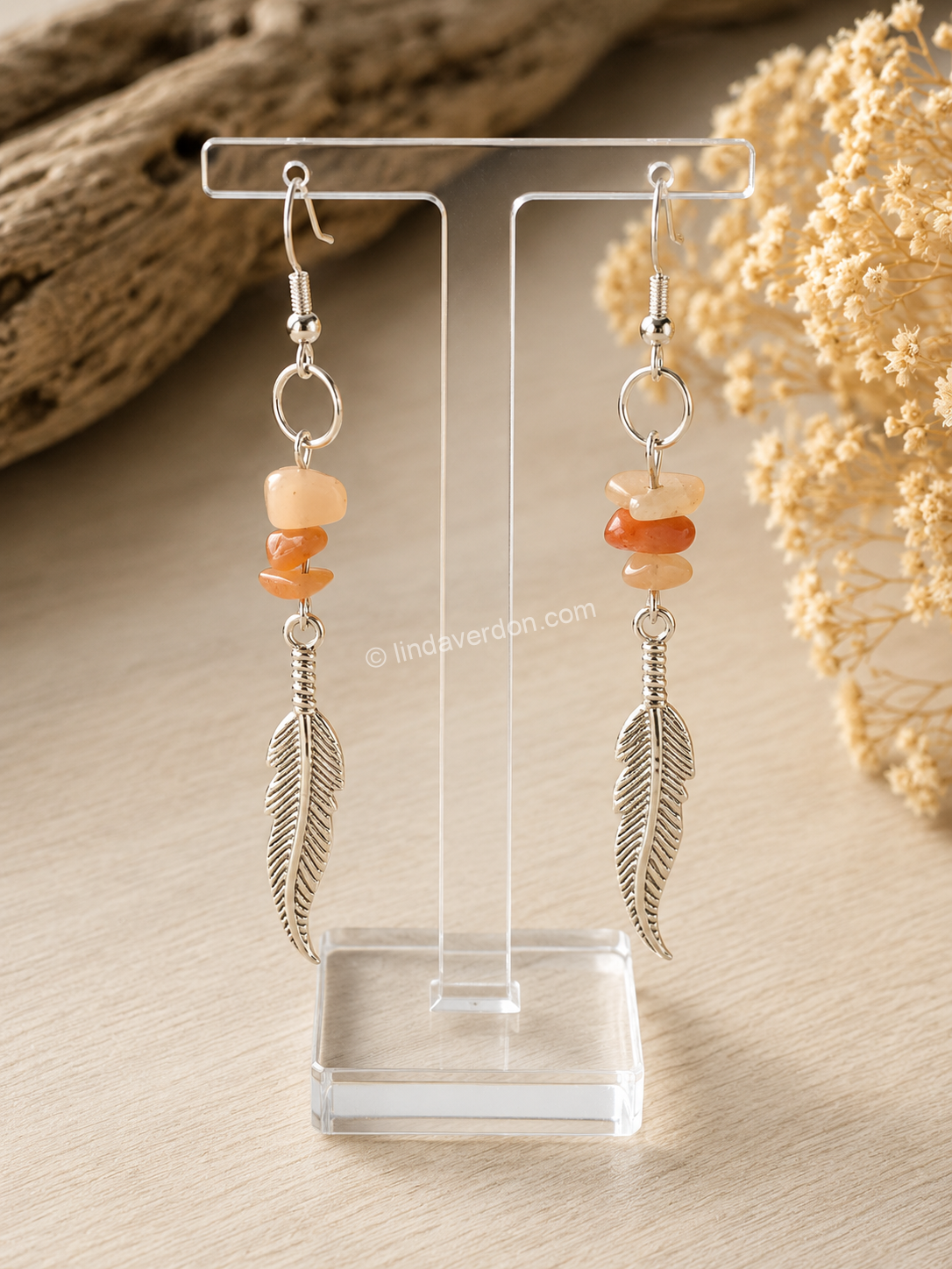 Boucles d’Oreilles Cornaline & Plume Argentée ✨