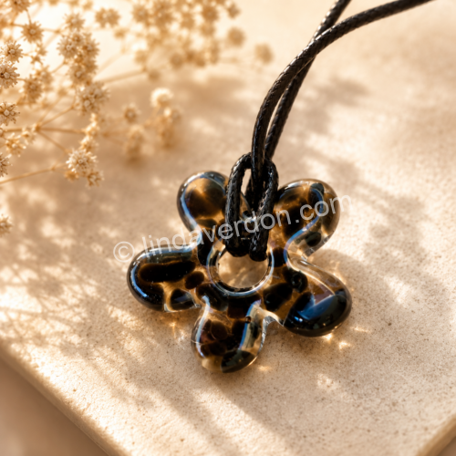 Pendentif Fleur Protection – Obsidienne Noire & création artisanale