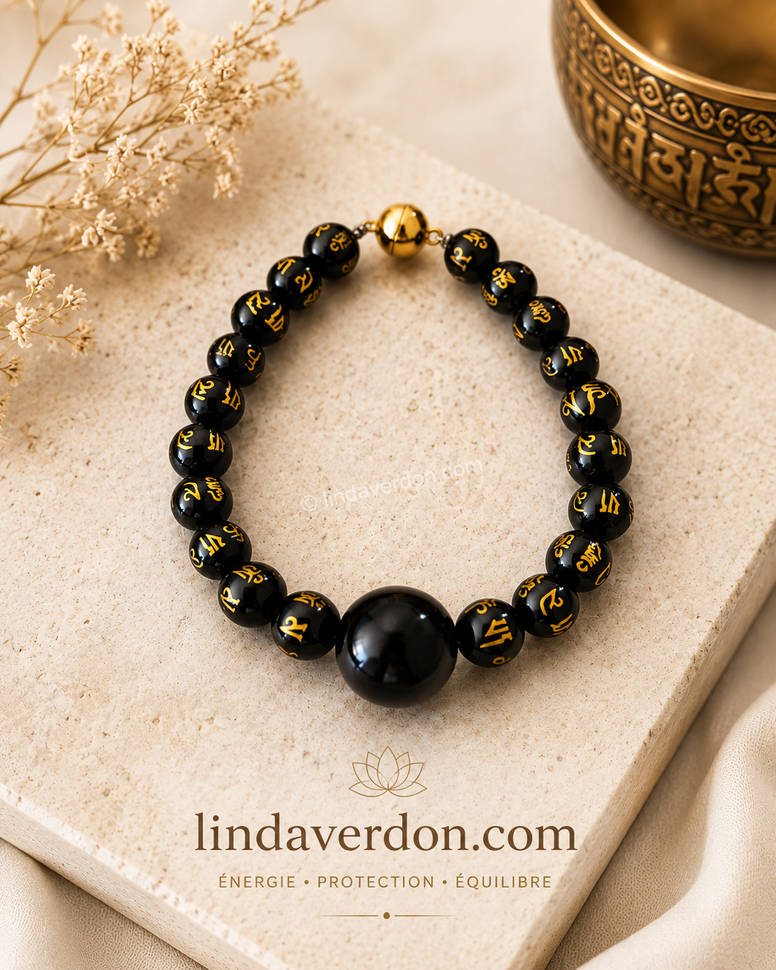 🖤 Bracelet “Protection Om Intérieure” Bracelet artisanal en Obsidienne noire Om & Grenat ✨
